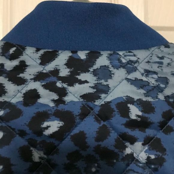 NWOT $149 The North Face | Anna | Blue Ombre Leopard Jacket Slightly Oversized - Picture 9 of 14